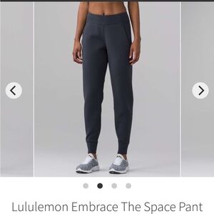 Lululemon Embrace The Space joggers.  Size 8.  EUC.  Color is Blue Tied.